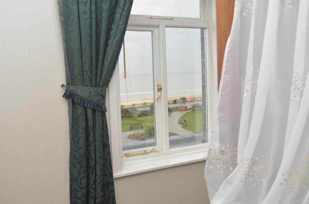 Somerton 4* Lowestoft