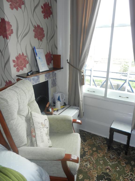 Somerton Guest house Lowestoft