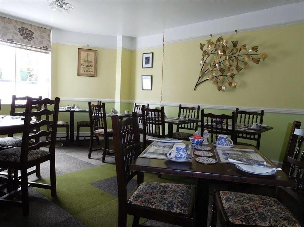 Somerton Guest house 4*