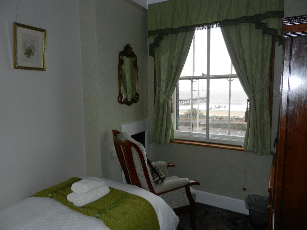 Somerton Guest house 4*
